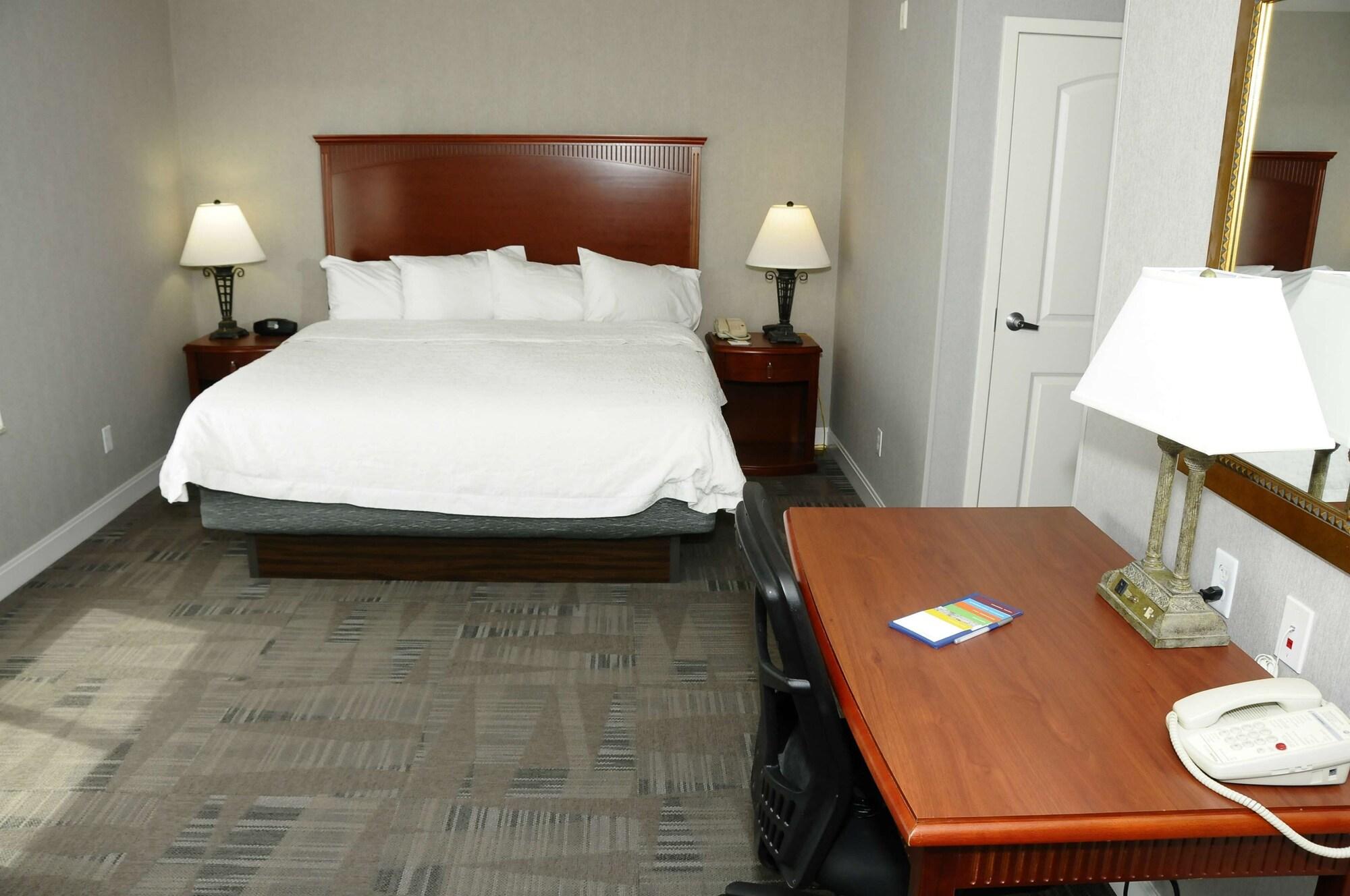 Hampton Inn & Suites Redding Exterior foto